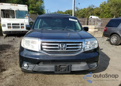 2013 Honda Pilot Touring z USA, uszkodzony, nr VIN 5FNYF4H95DB002653